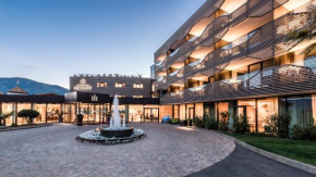 Отель Hotel Rosengarten (Schenna Resort), Шена